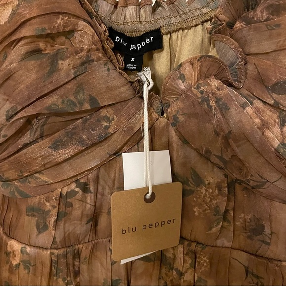 NEW Blu Pepper Sweetheart Neck Brown Watercolor Floral Ruffle Hem Dress Size S - Picture 4 of 8